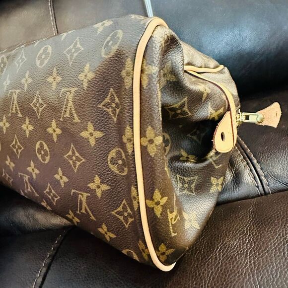 Louis Vuitton Montorgueil GM - Picture 13 of 16